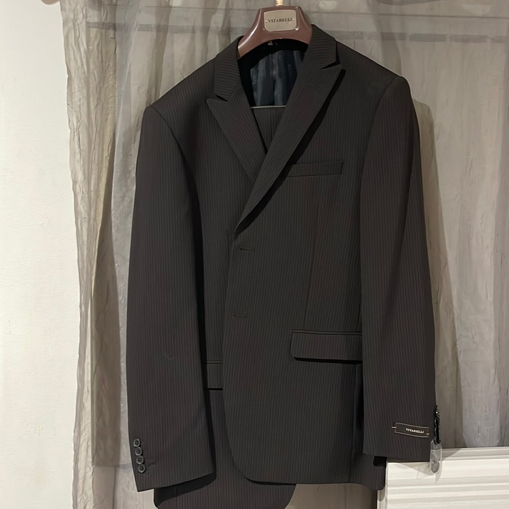 Vitarelli Suit